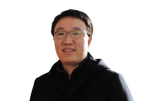 Headshot of Bing Li, man with short dark hair and glasses